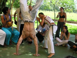 capoeira handstand